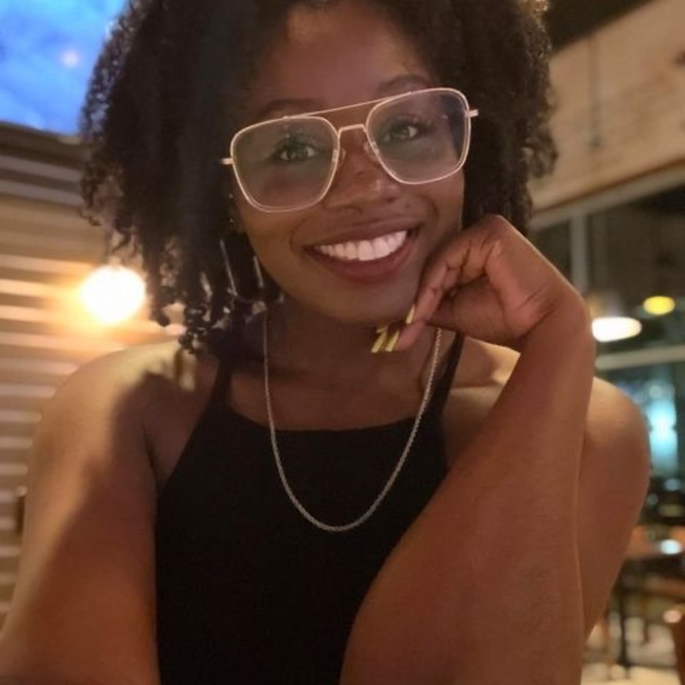 Meet your Posher, Tajana